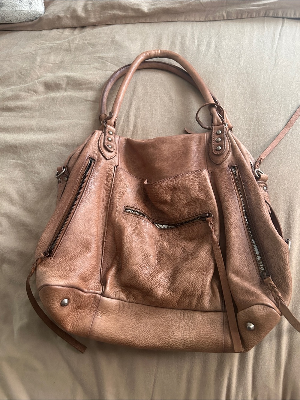 Free People Saddle Brown Leather Shoulder Bag - Picture 4 of 8